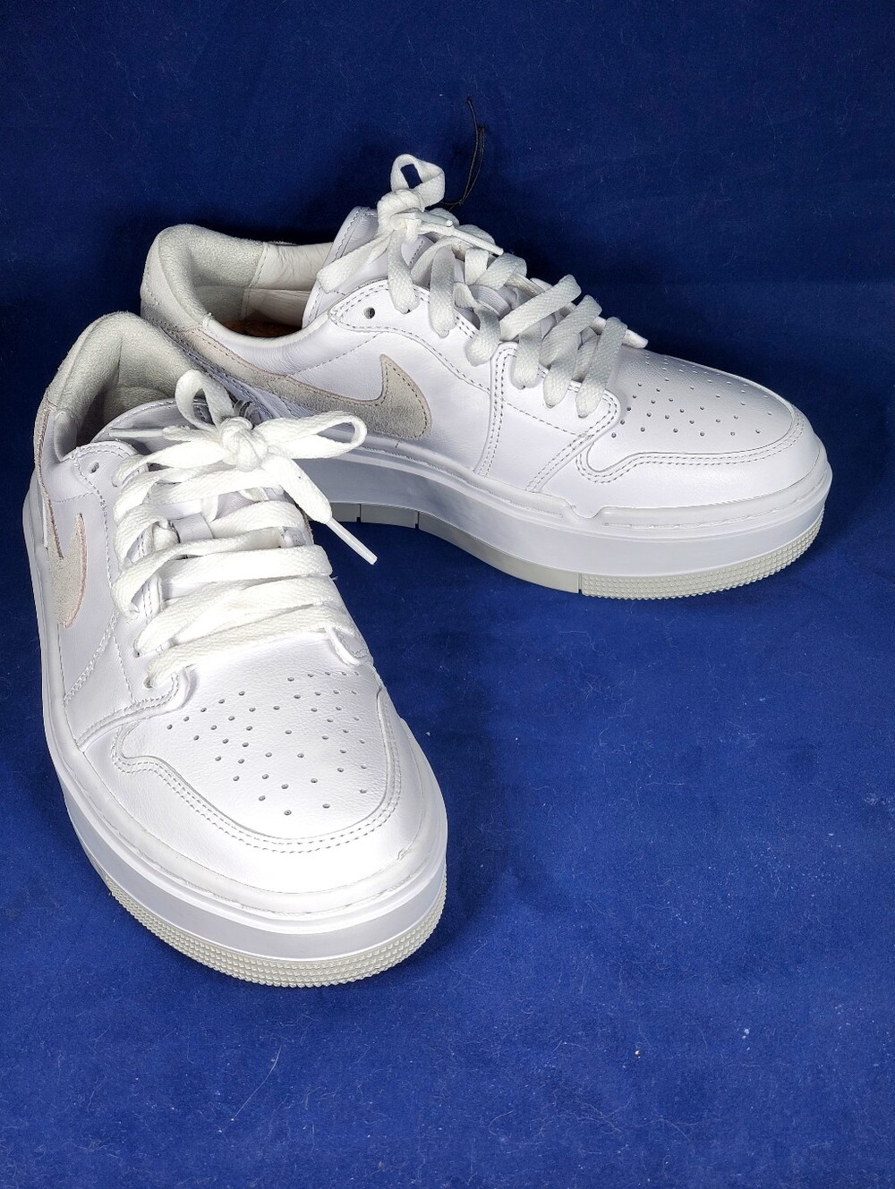 NIB NIKE Air Jordan Elevate Low White Neutral Grey Sneakers Women's 8